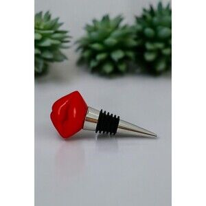 Glamorous Red Lips Wine Bottle Stopper - Fun Way to Keep Wine Fresh!
